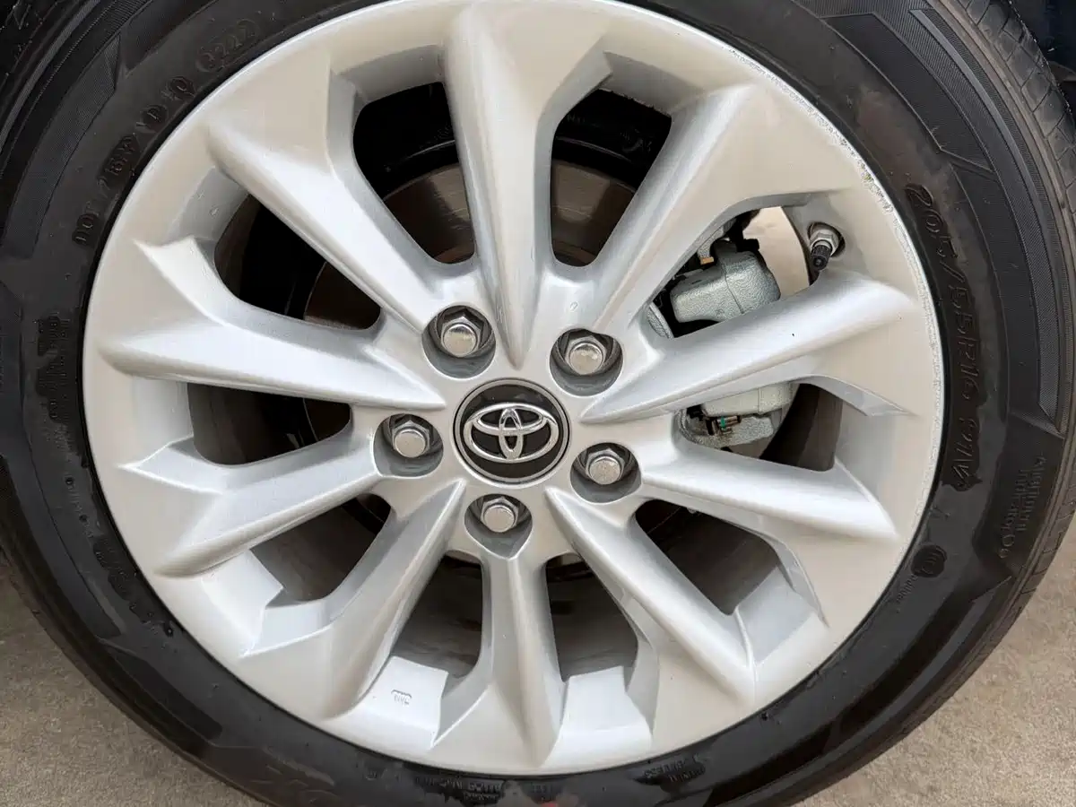 Toyota Corolla 2021 1.2T S-CVT Elite PLUS Edition фото 21