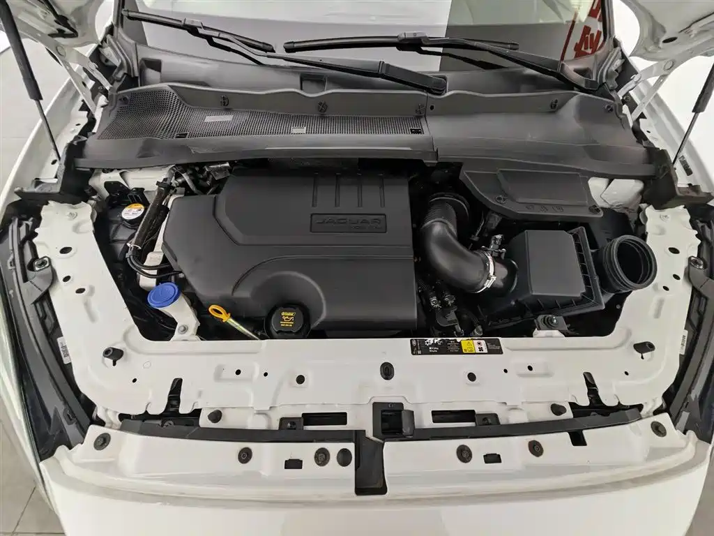 Jaguar E-PACE 2018 P200 China VI фото 6