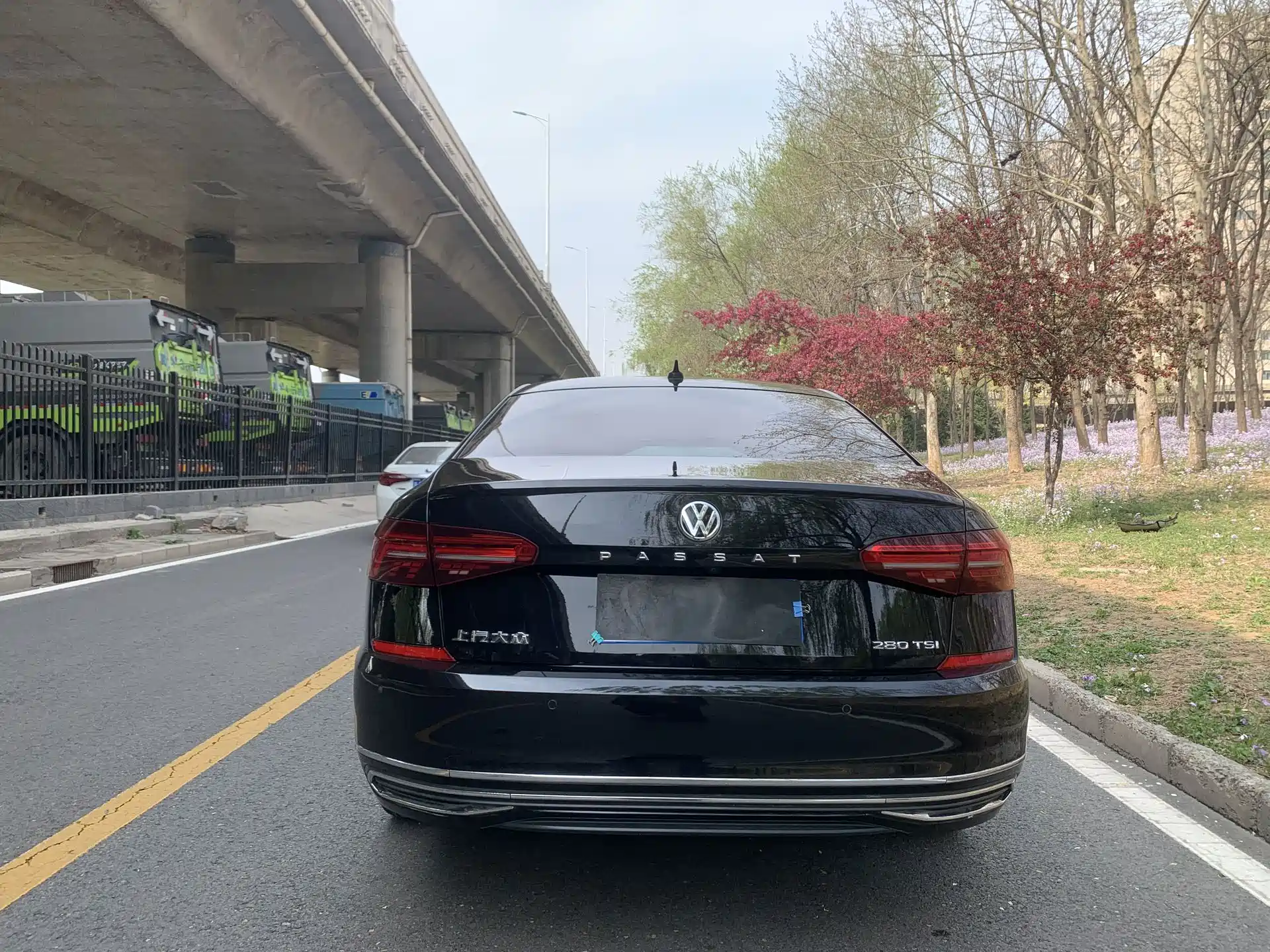 Фото 4 - Volkswagen Passat