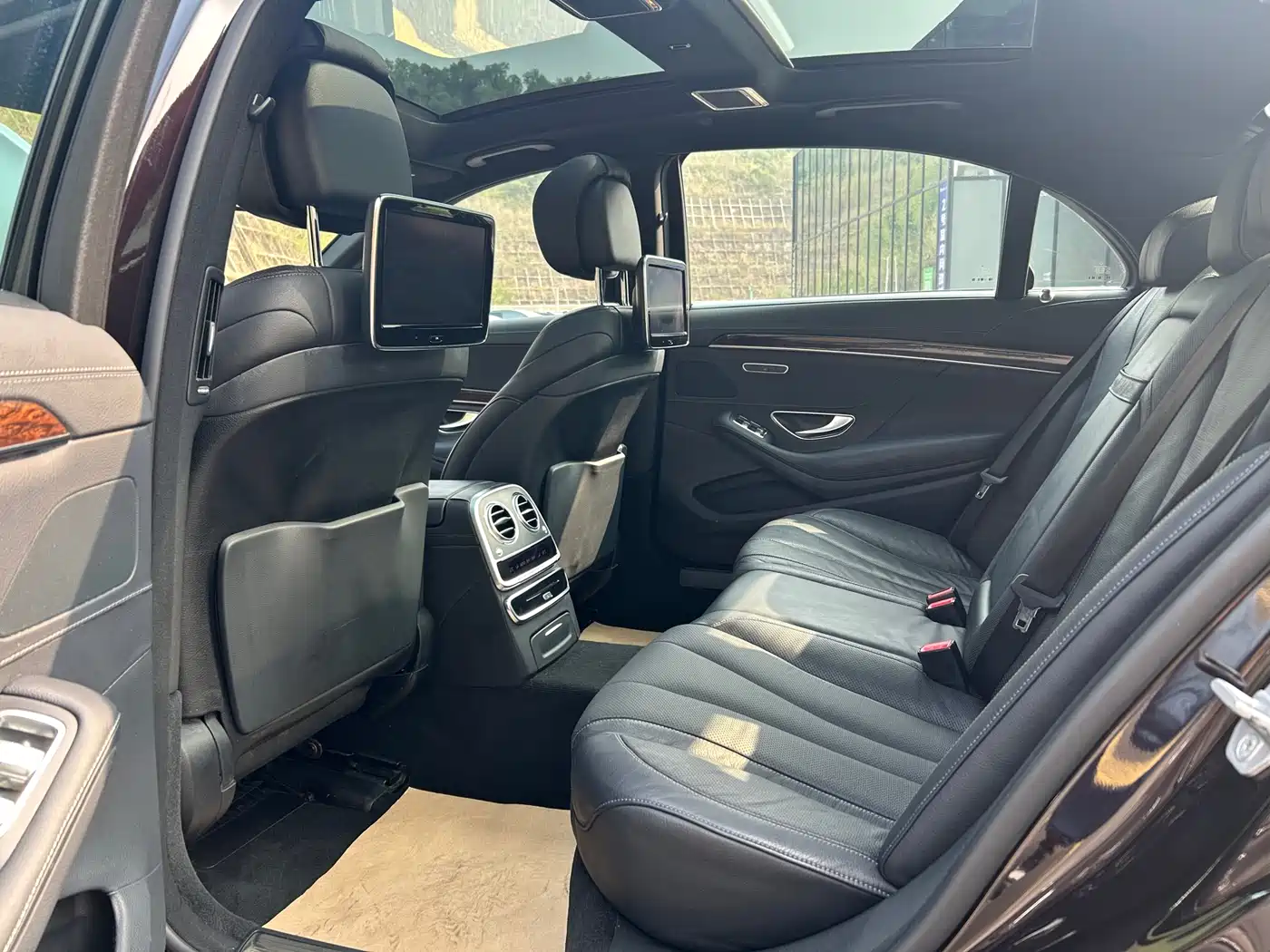 Mercedes-Benz S-Class 2014 S 320 L Business фото 20