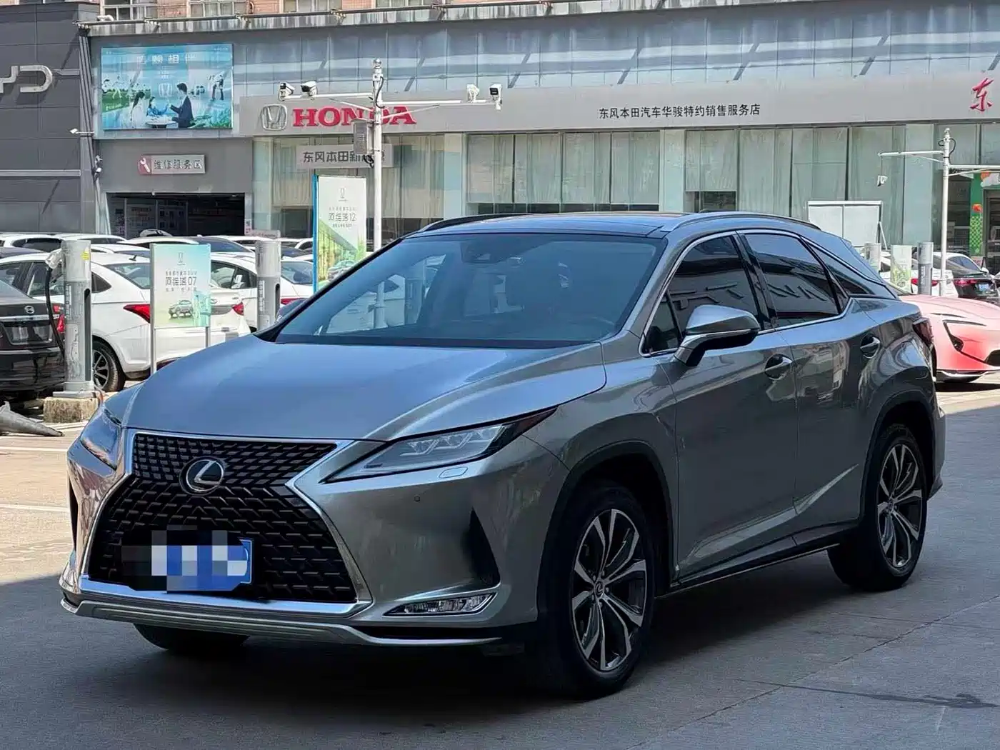 Lexus RX 2020 Facelift 300 AWD Elegance Edition фото 3