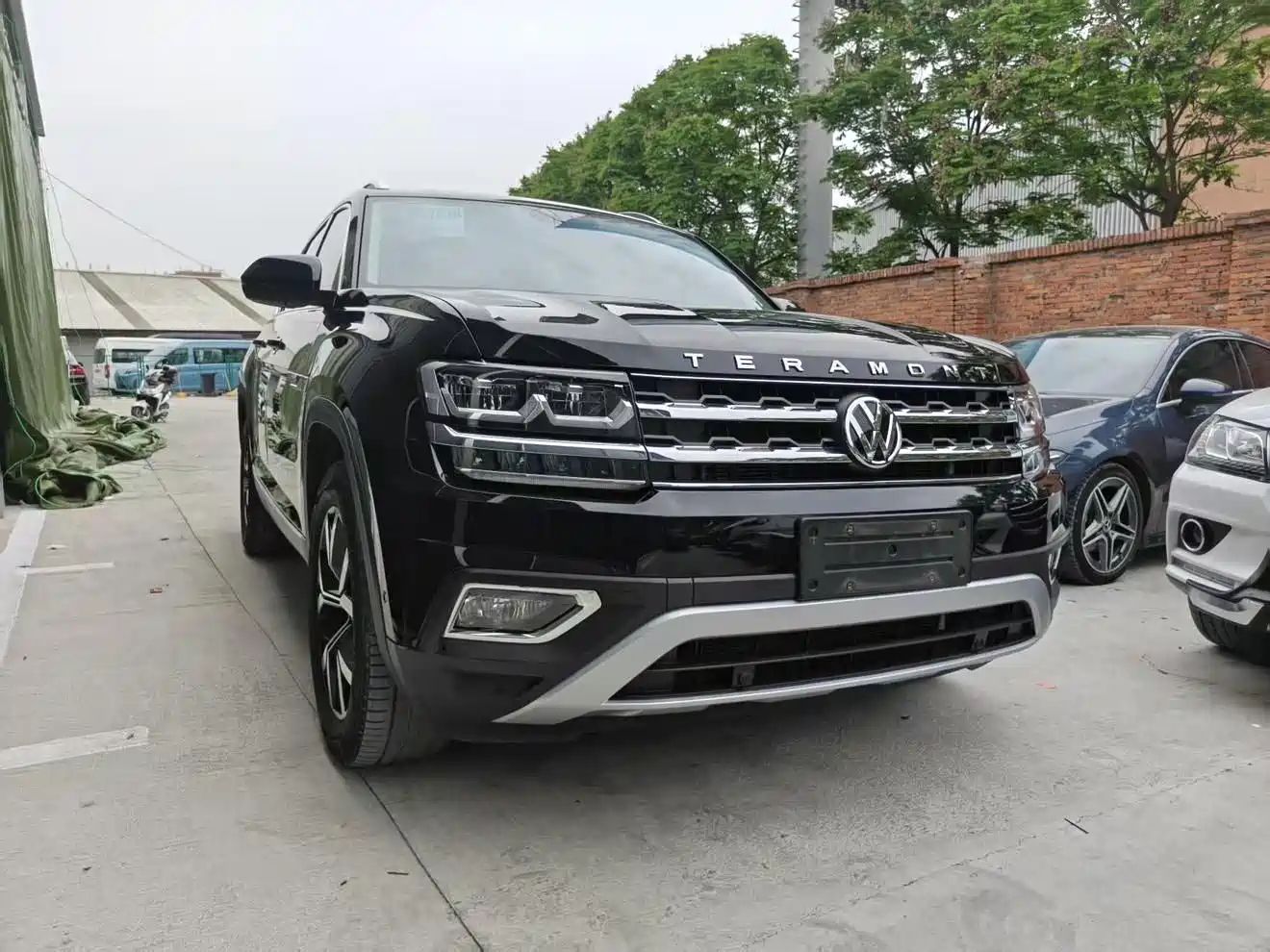 Volkswagen Teramont 2020 330TSI 2WD Luxury China VI фото 3