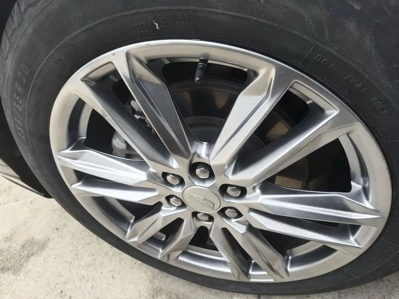 CADILLAC XT6