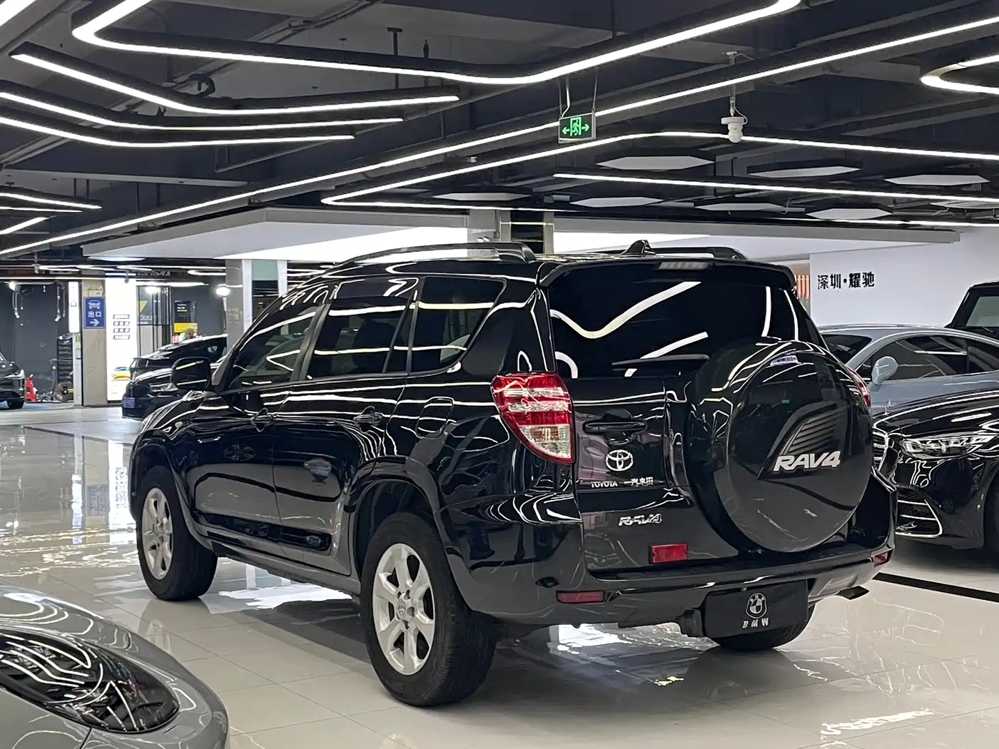 Toyota RAV4 Rongfang 2009 2.0L Automatic Classic Edition фото 5