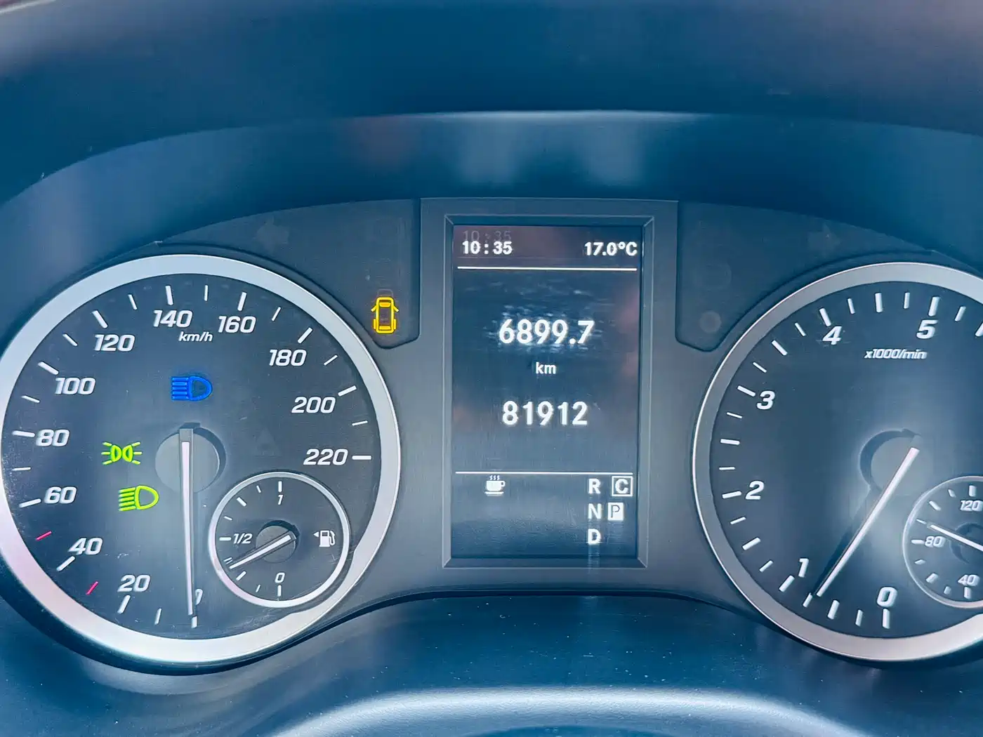 Mercedes-Benz Vito 2021 2.0T Business Edition 7-seater фото 19