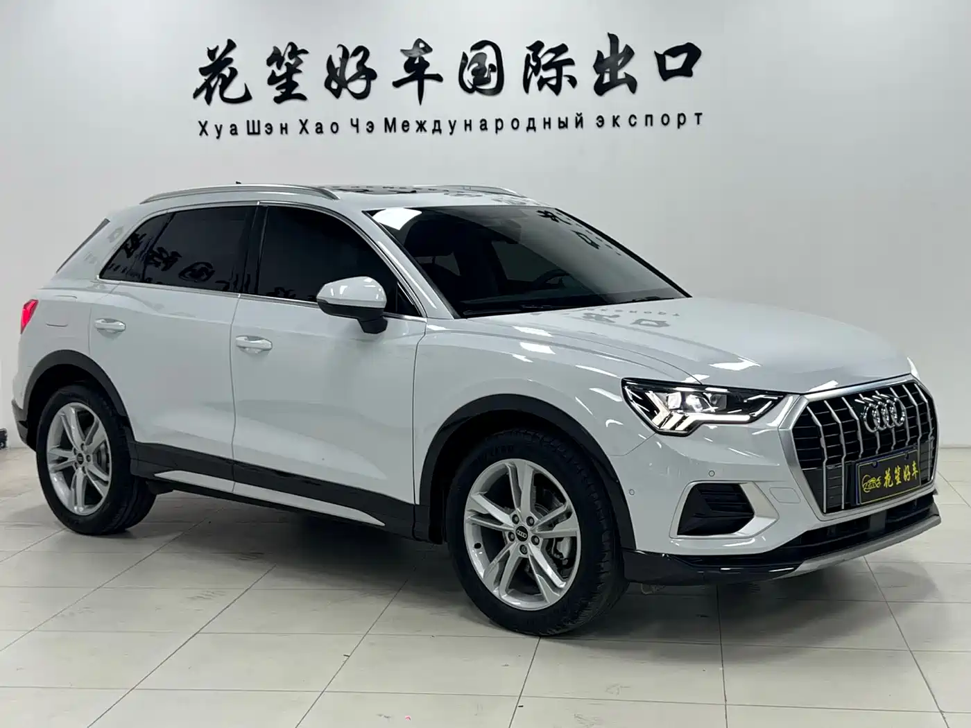 Audi Q3 2022 35 TFSI Fashion Elegance фото 3