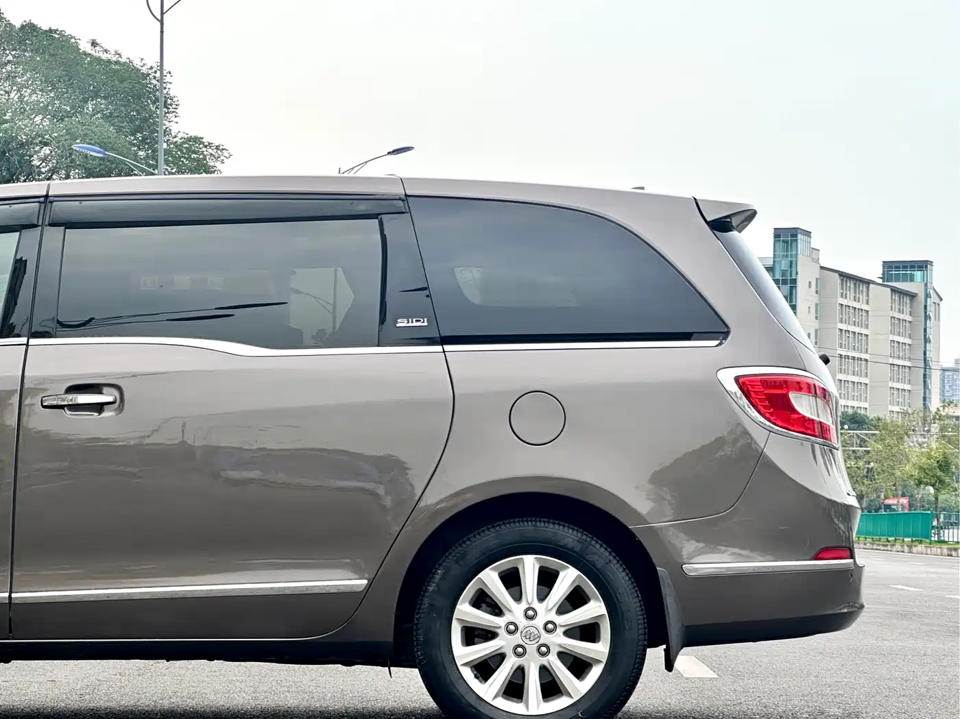 Buick GL8 2011 3.0L GT Luxury Business Elegance Edition фото 9
