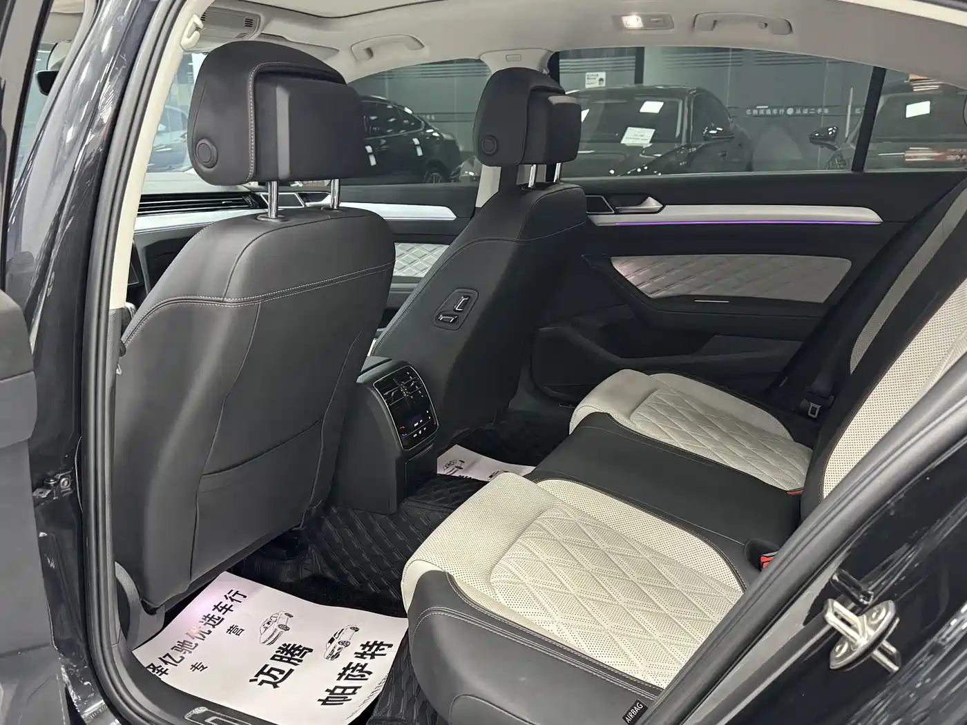 Volkswagen Magotan 2024 2 Million Units Public Sharing Edition 330TSI DSG Luxury фото 8