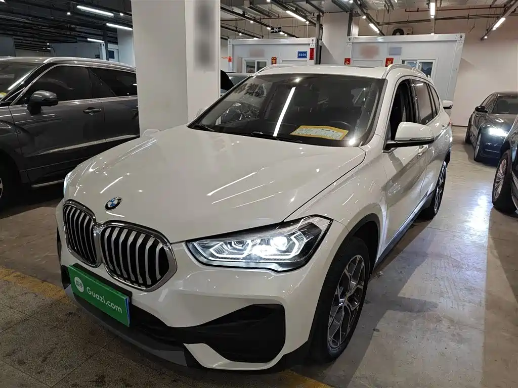 BMW X1 2022 sDrive25Li Leading