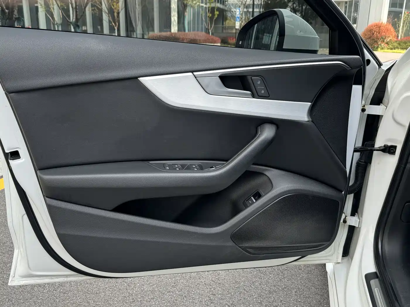 Audi A4L 2020 40 TFSI Fashion Dynamic Edition фото 24