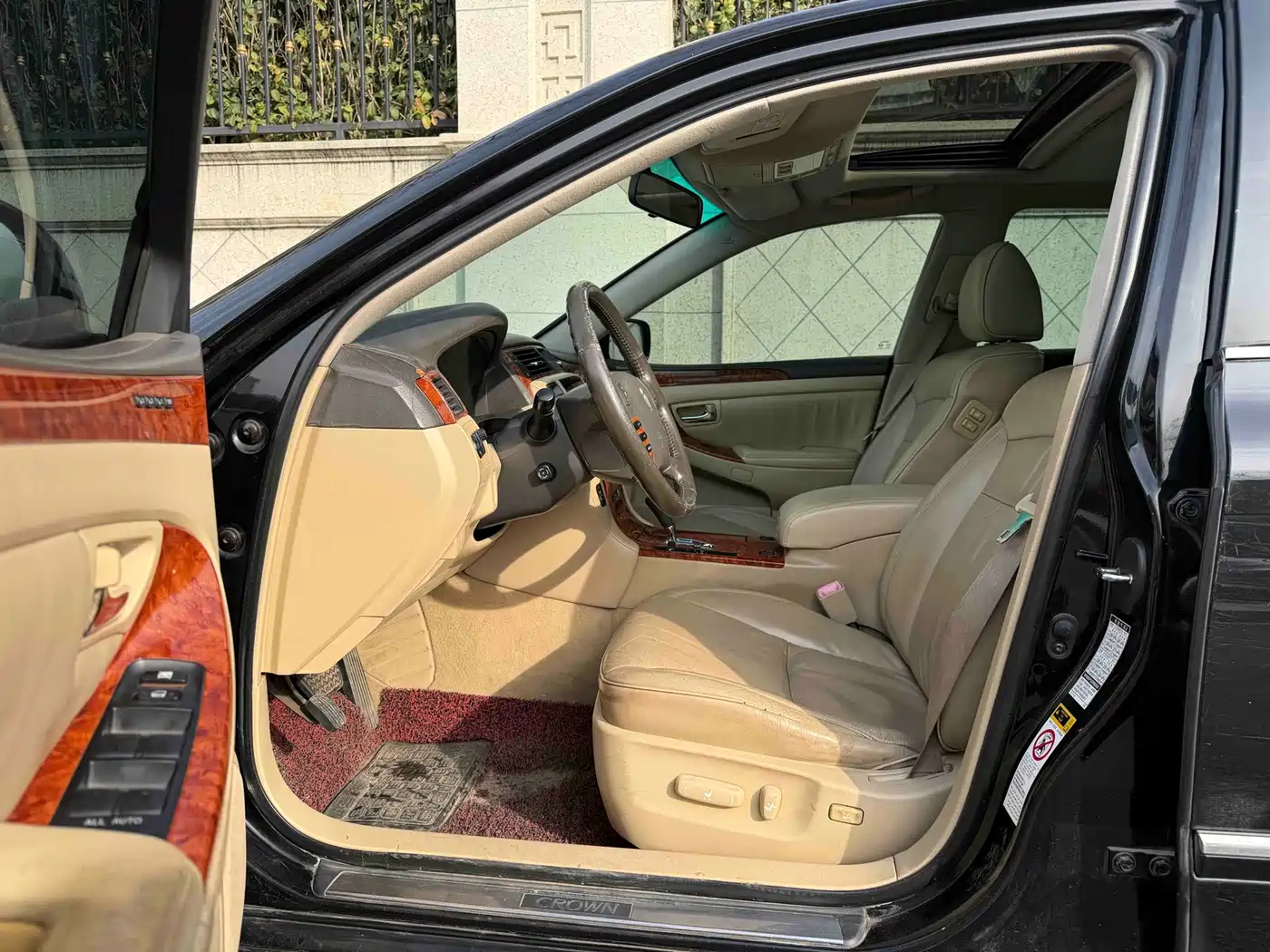 Toyota Crown 2005 Model 3.0L Royal Saloon фото 6