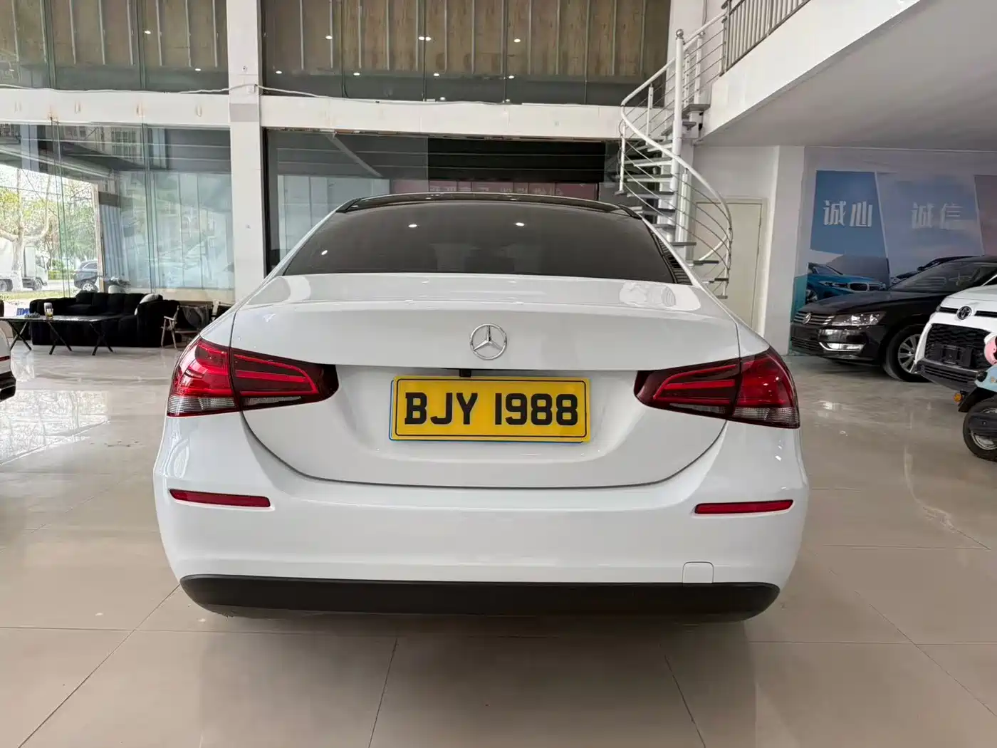 Mercedes-Benz A-Class 2020 Facelift A 180 L Sport Sedan фото 4