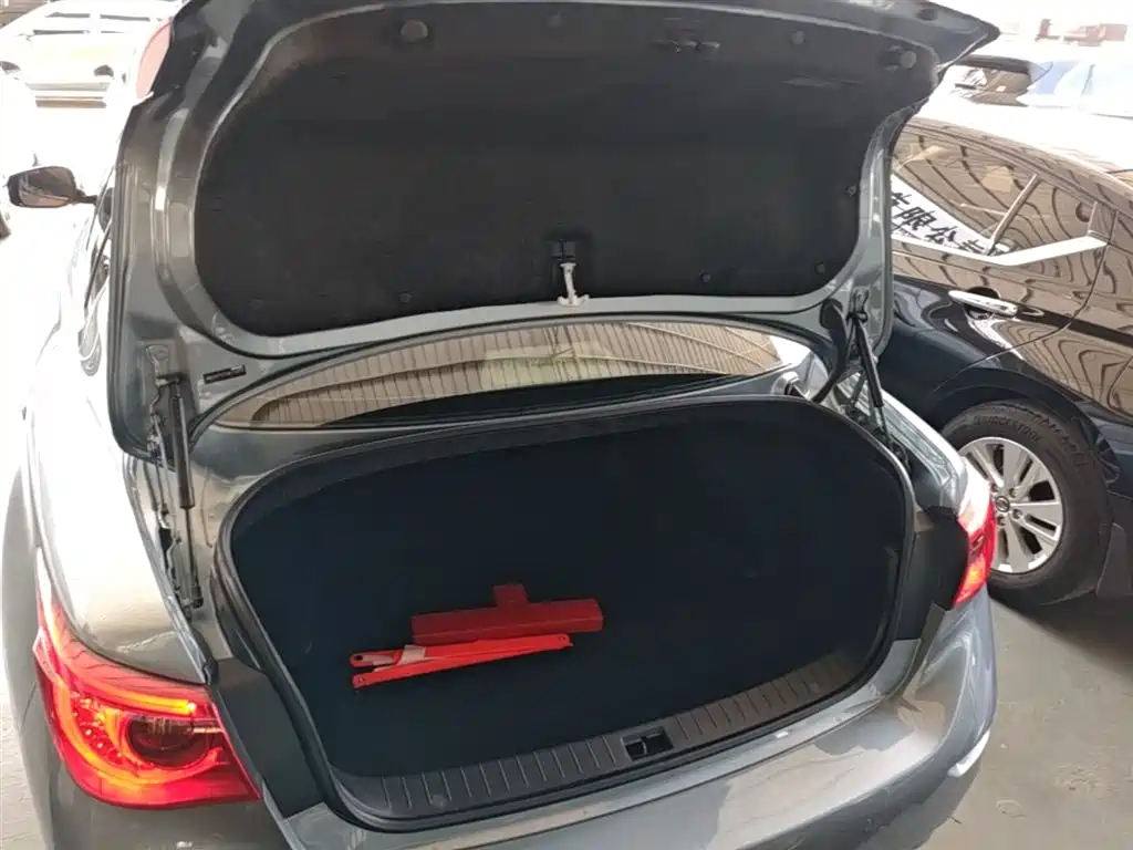 Infiniti Q50 2015 2014 2.0T Comfort Edition