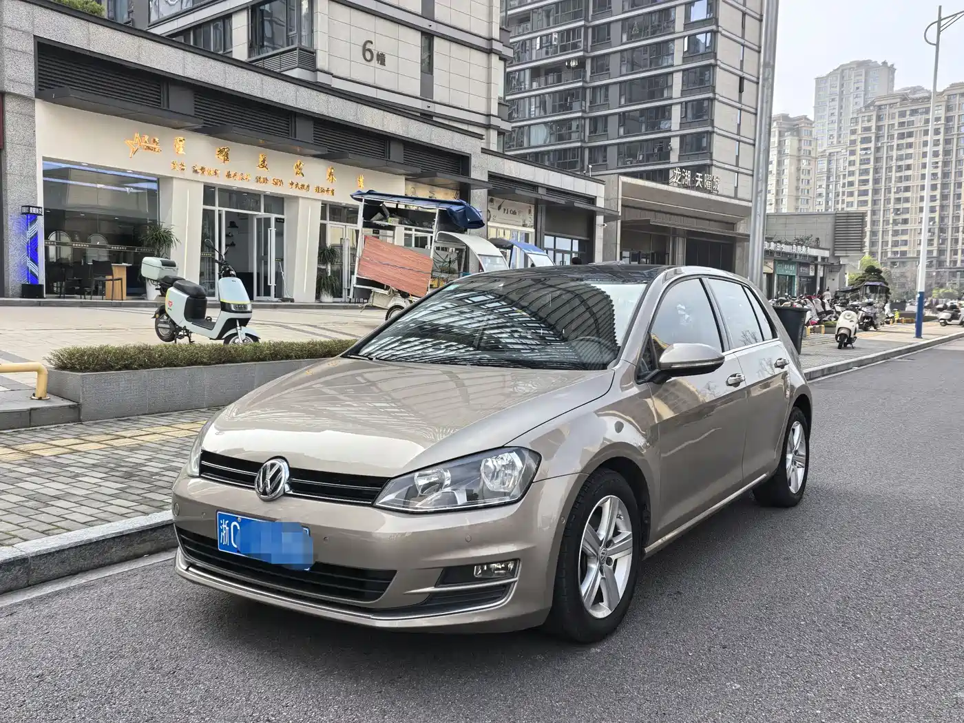 Volkswagen Golf 2015 1.4TSI Automatic Luxury