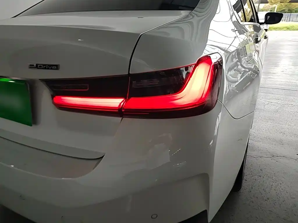 BMW i3 2025 2026 eDrive 35 L