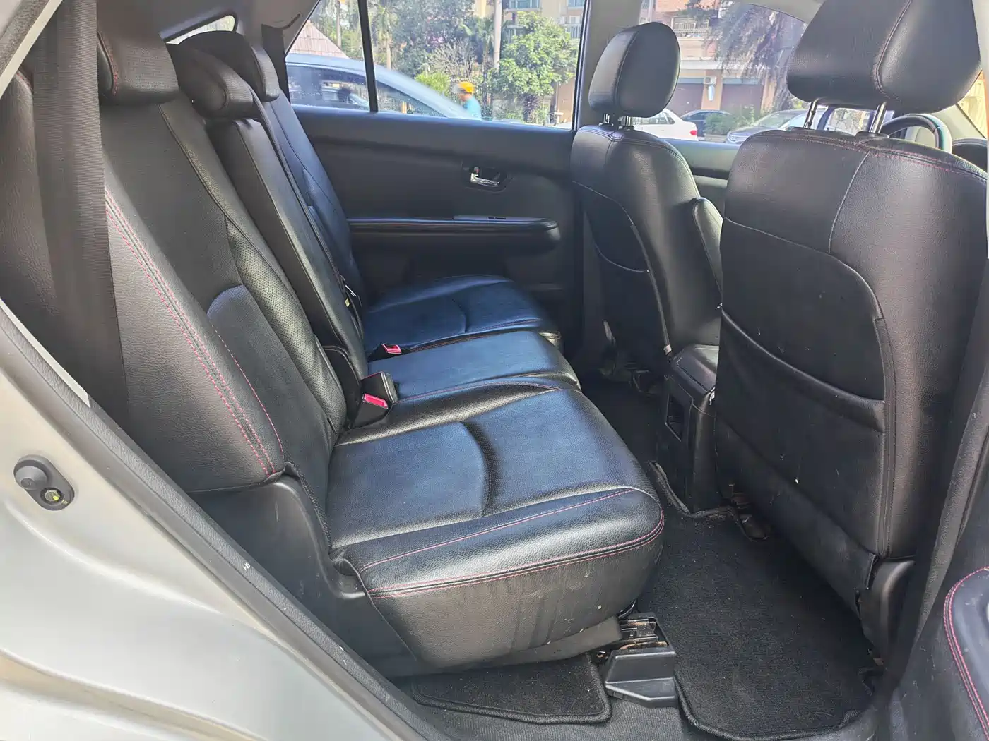 BYD S6 2014 Model 2.0L Manual Luxury 7-Seater фото 10