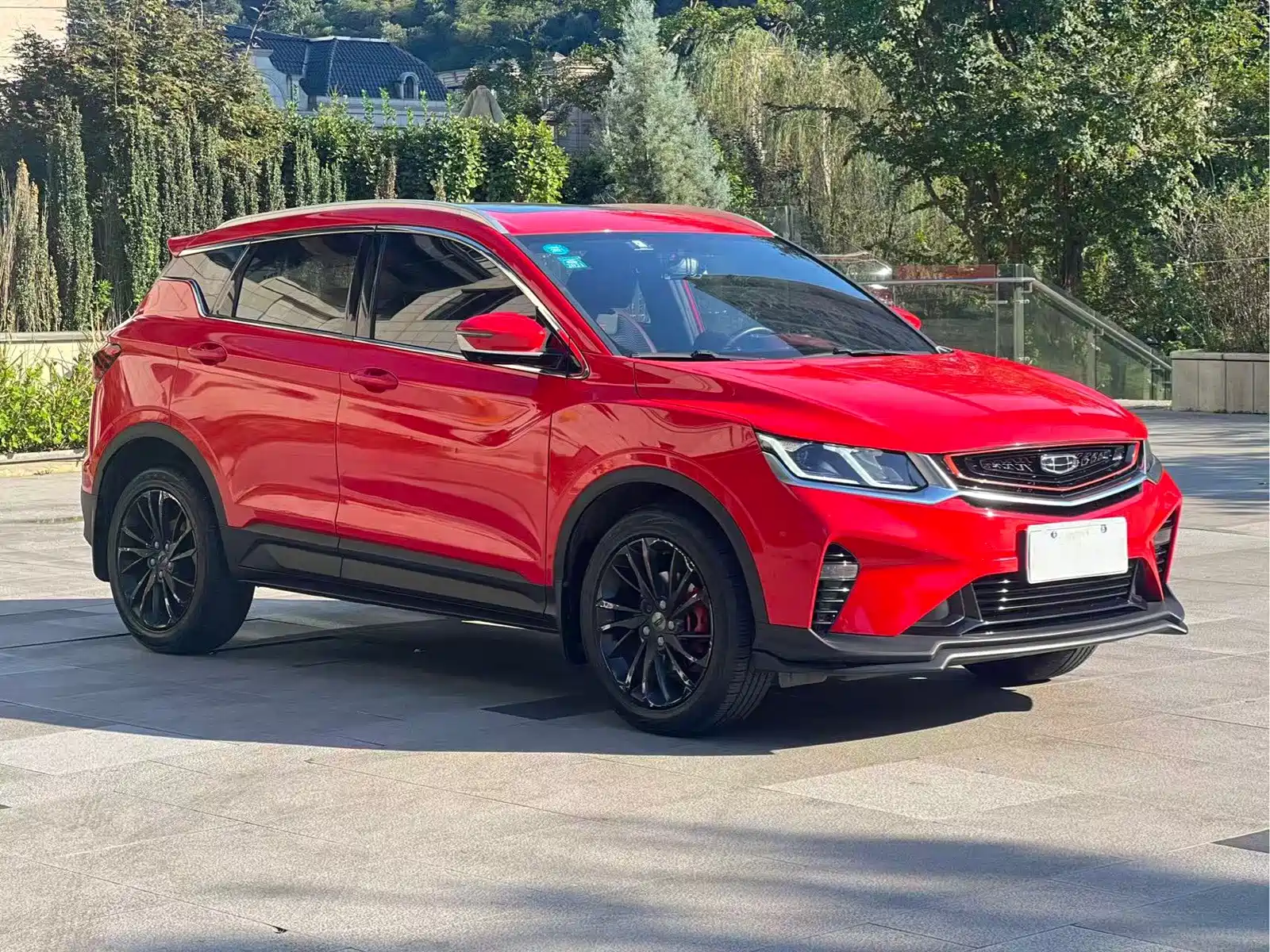 Фото 3 - Geely Coolray