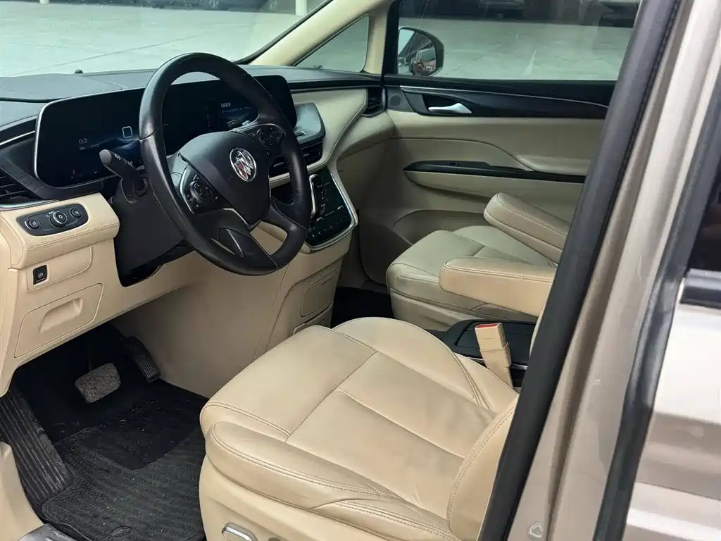 BUICK GL8