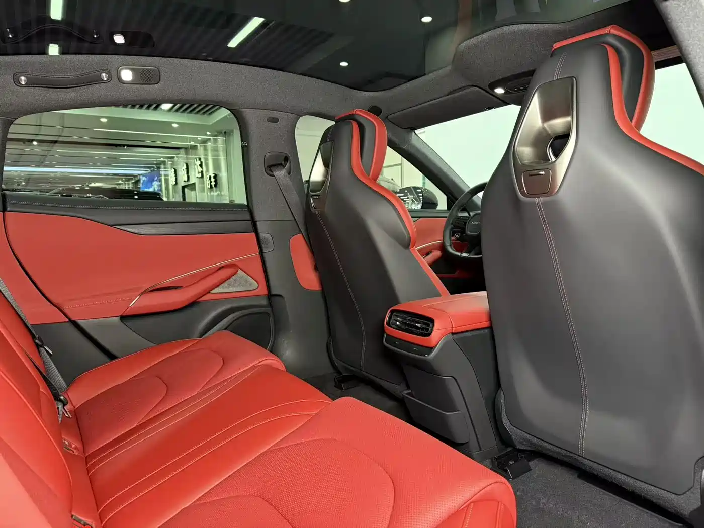 XIAOMI CAR XIAOMI SU7