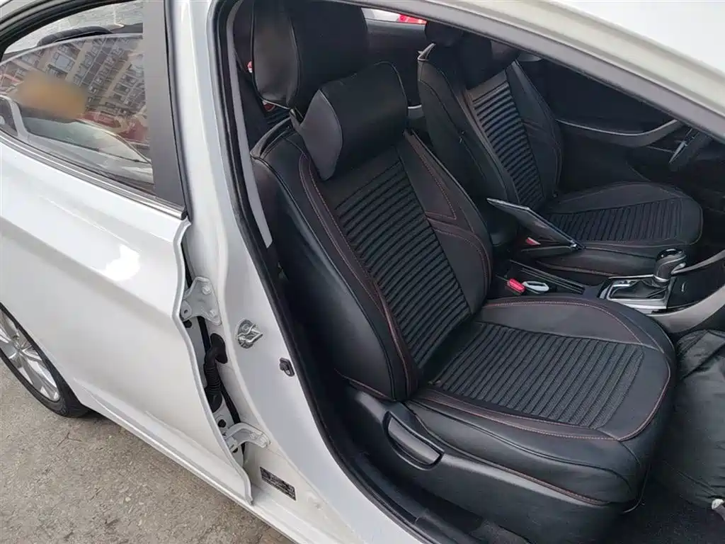 Hyundai Langdong 2016 1.6L Automatic Premium Edition фото 25