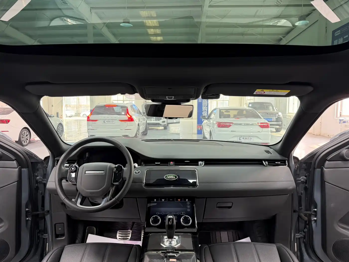 Land Rover Range Rover Evoque 2020 249PS R-DYNAMIC SE Sport Tech Edition фото 9