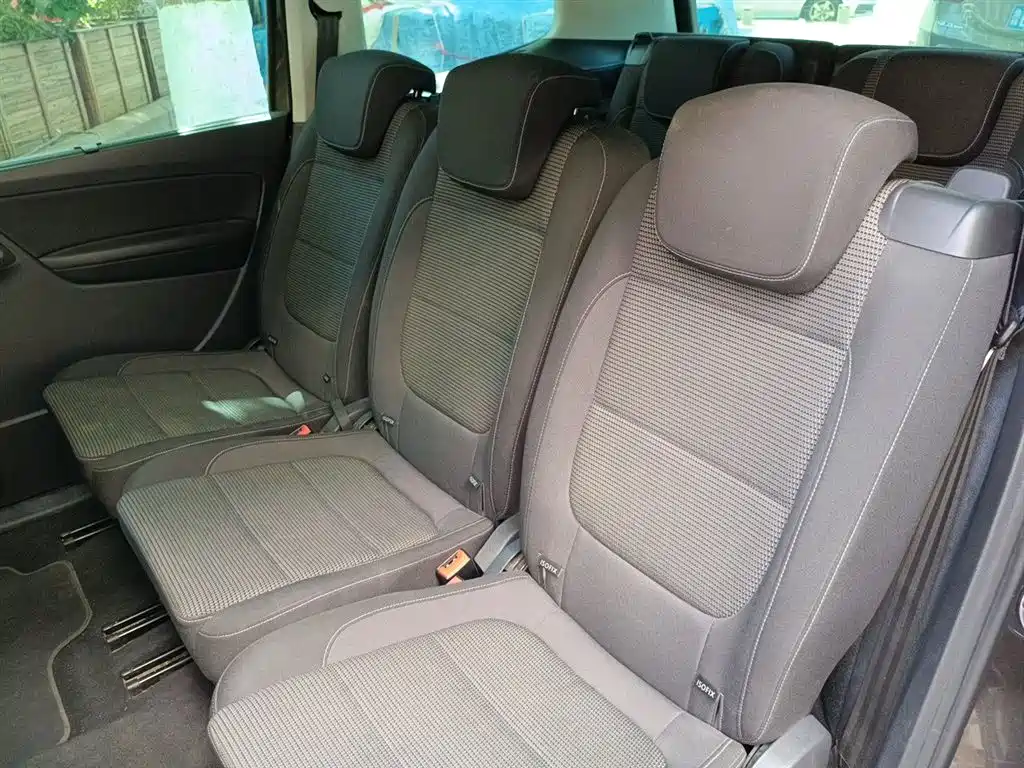 Volkswagen Sharan 2016 380TSI Comfort 7-seater фото 15