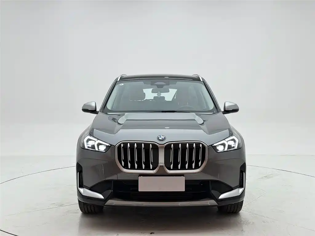 BMW X1 2023 sDrive20Li X Design Package фото 2