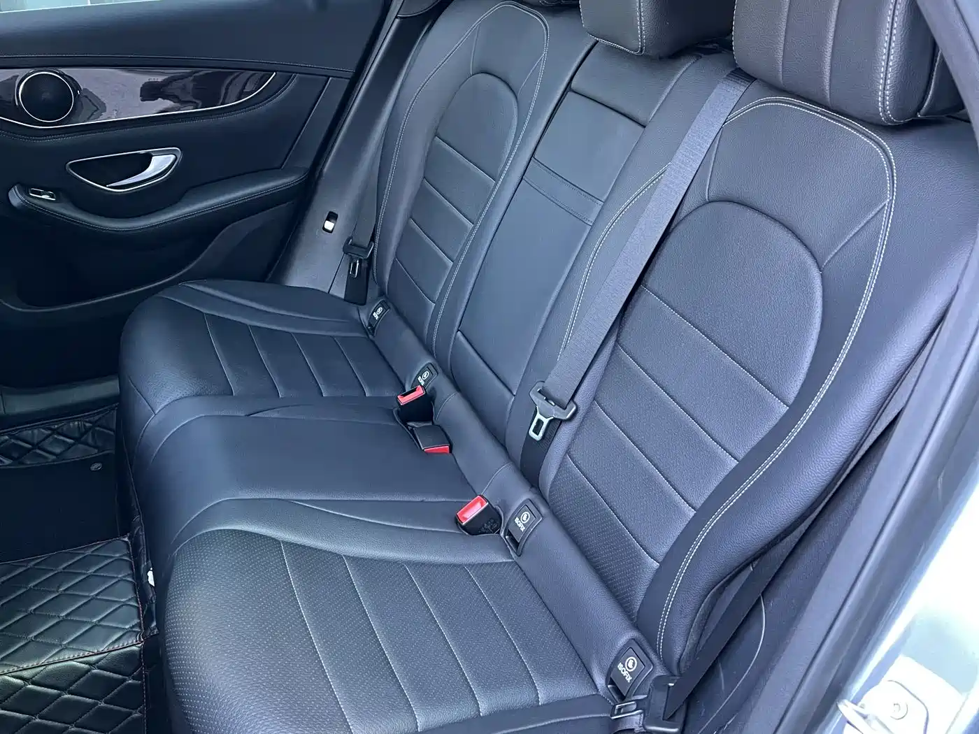 Mercedes-Benz GLC 2018 GLC 260 4MATIC Dynamic фото 11