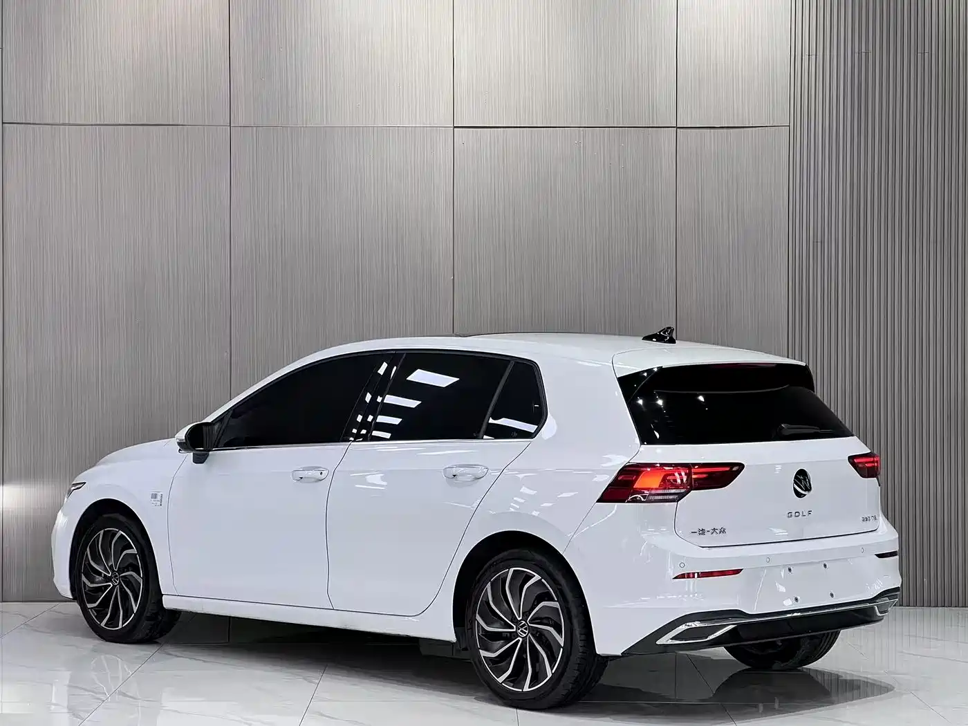 Volkswagen Golf 2024 280TSI DSG Pro Enjoyment Edition фото 9