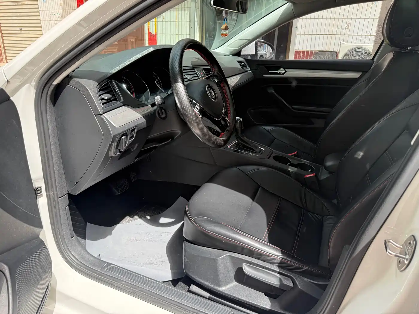 Volkswagen Lamando 2018 230TSI DSG Trend Edition фото 6