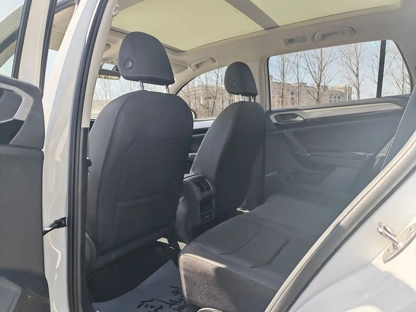 Volkswagen Tayron 2022 280TSI 2WD Luxury Smart Connect Edition фото 8