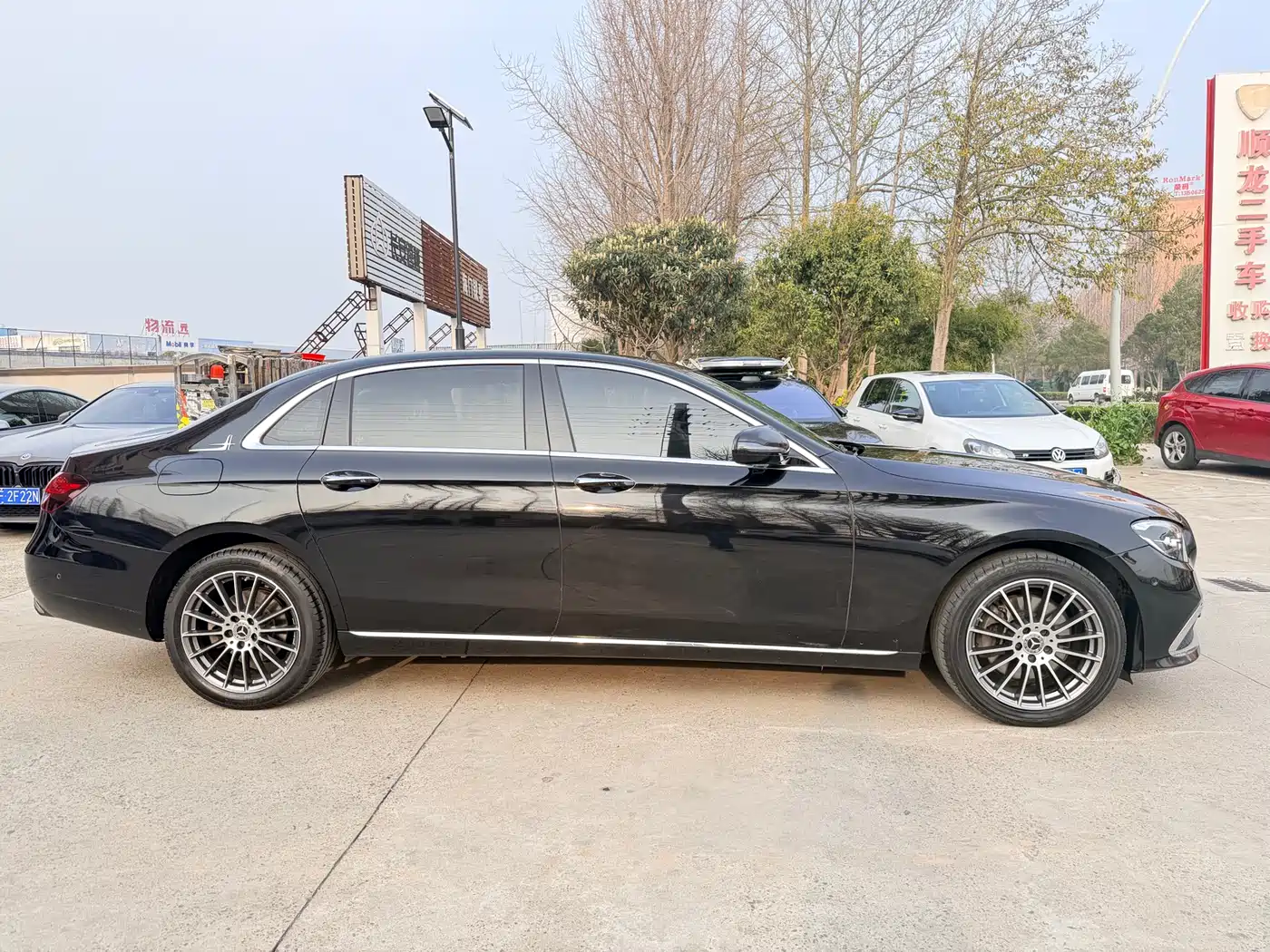 Mercedes-Benz E-Class 2023 E 260 L Sport фото 5
