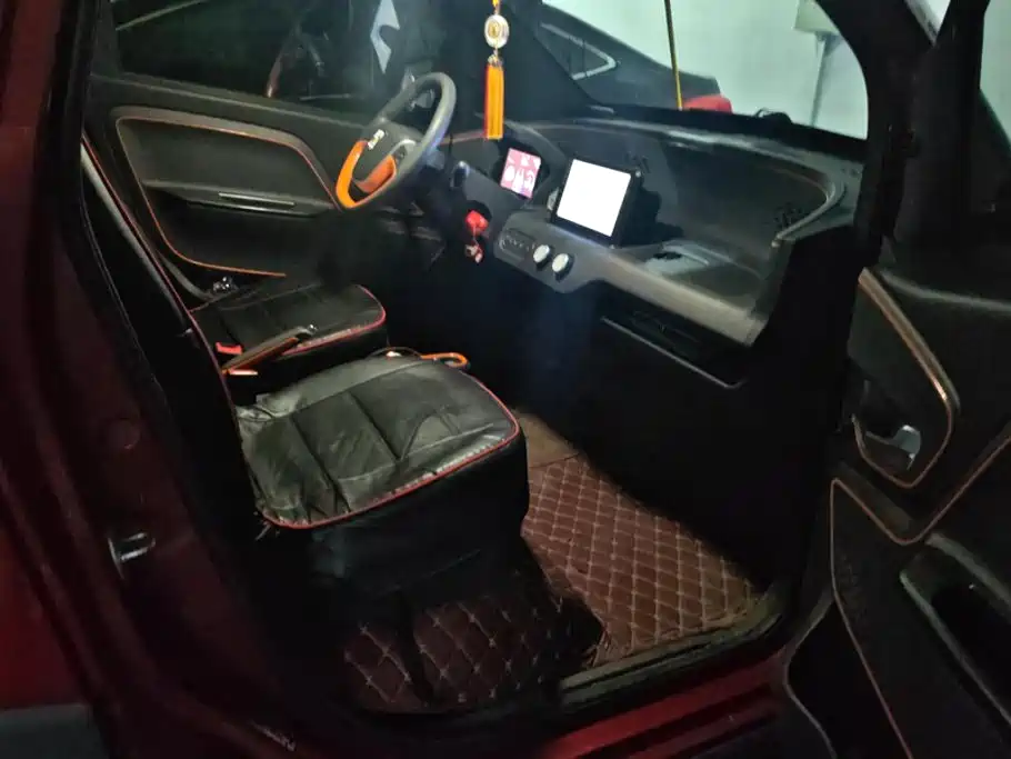 Baojun E100 2019 2019 250KM Smart Edition