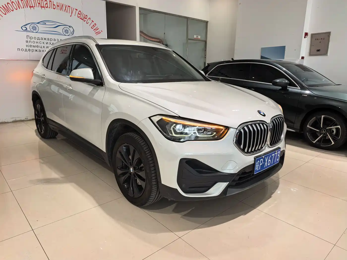BMW X1 2022 sDrive20Li Premium фото 3