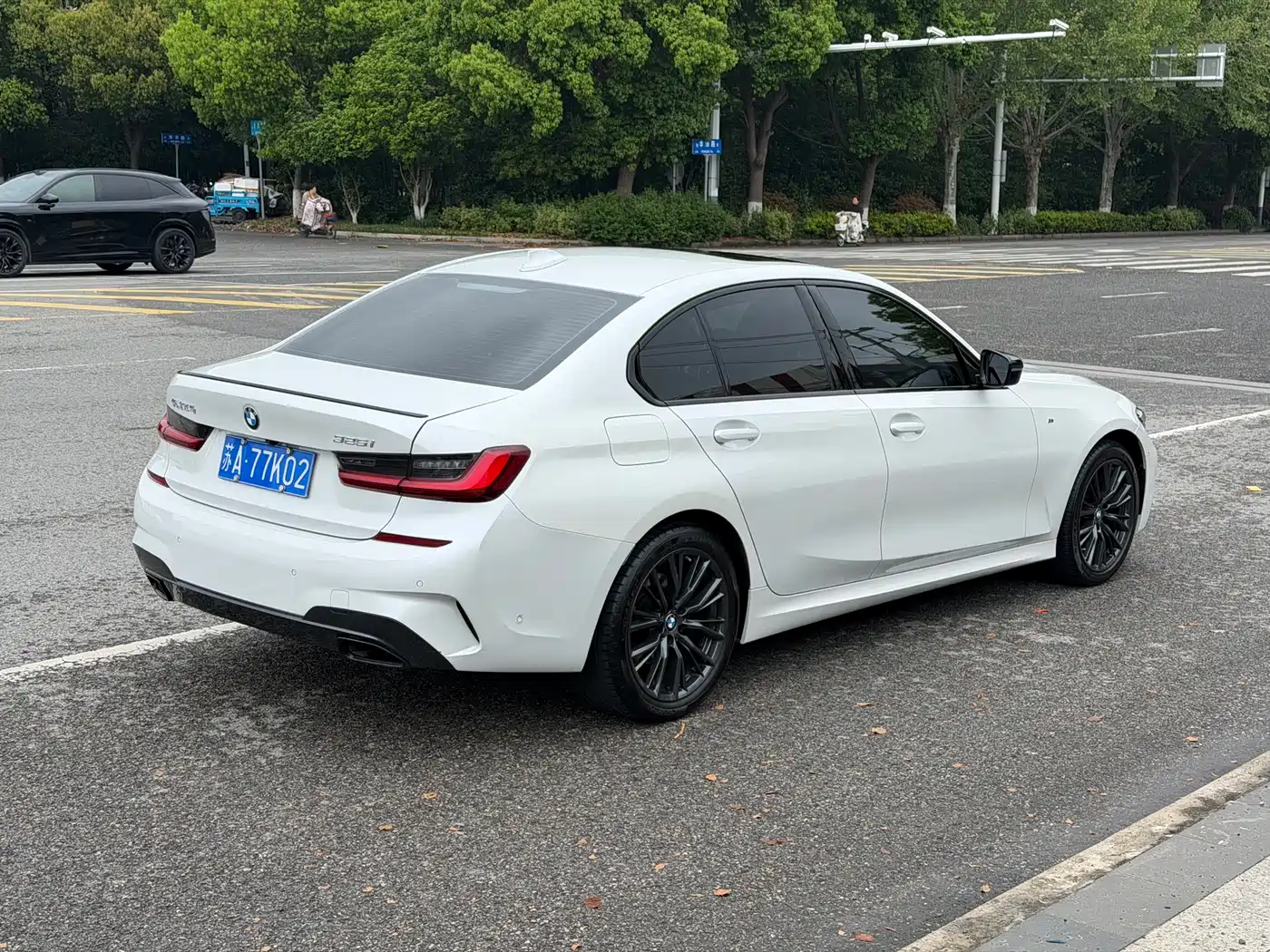 BMW 3 Series 2022 Facelift 325i M Sport Shadow Edition фото 6