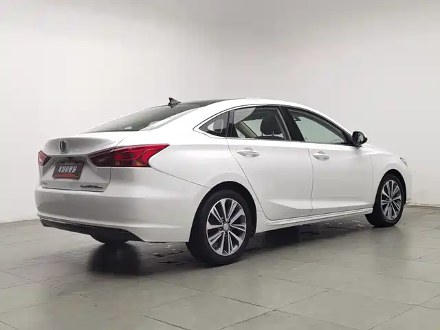 Changan Raeton CC 2018 1.5T Auto Smart Elegance China V — фото 2