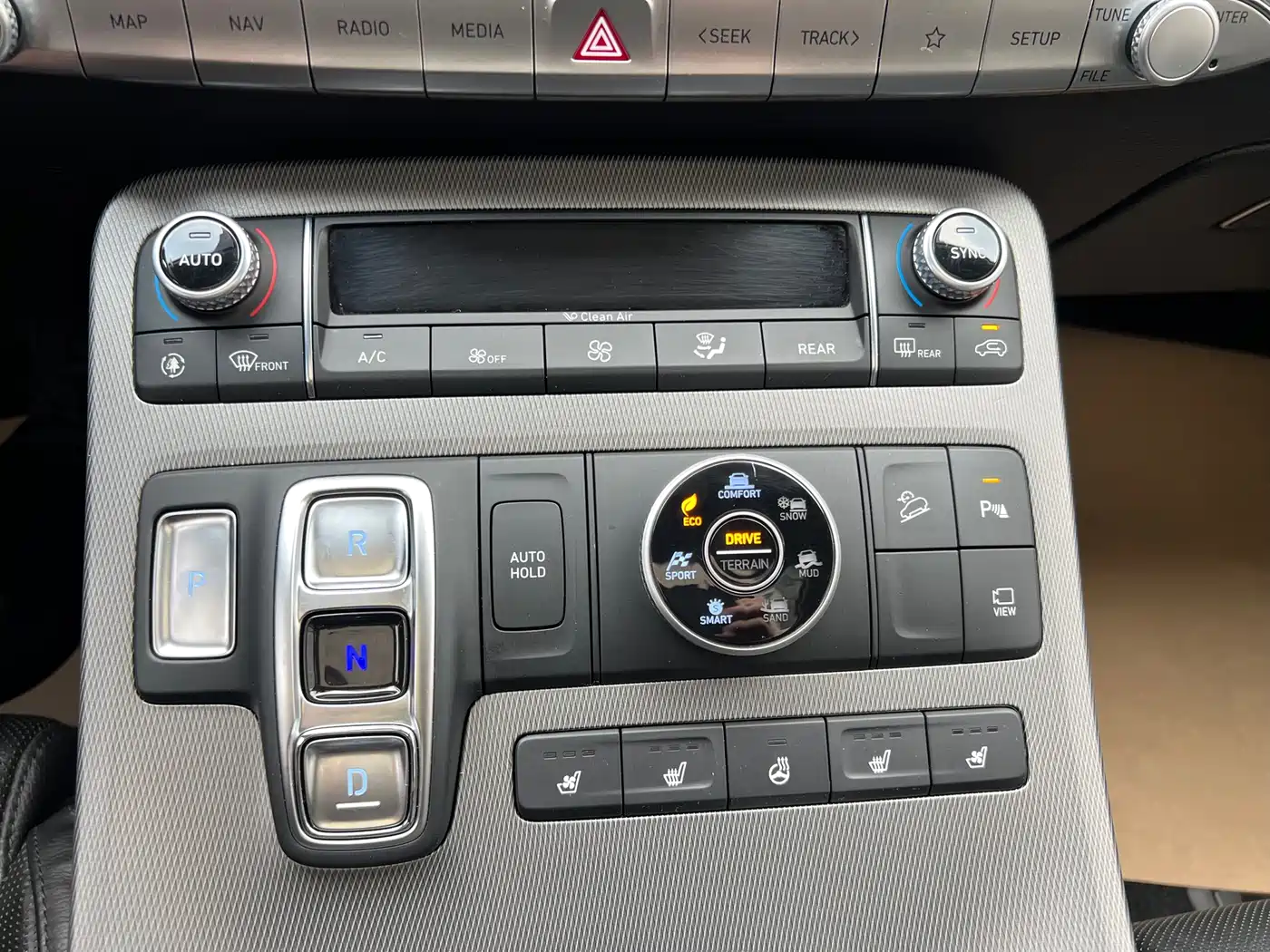 Hyundai Palisade 2021 3.5L Automatic 4WD GLS фото 25