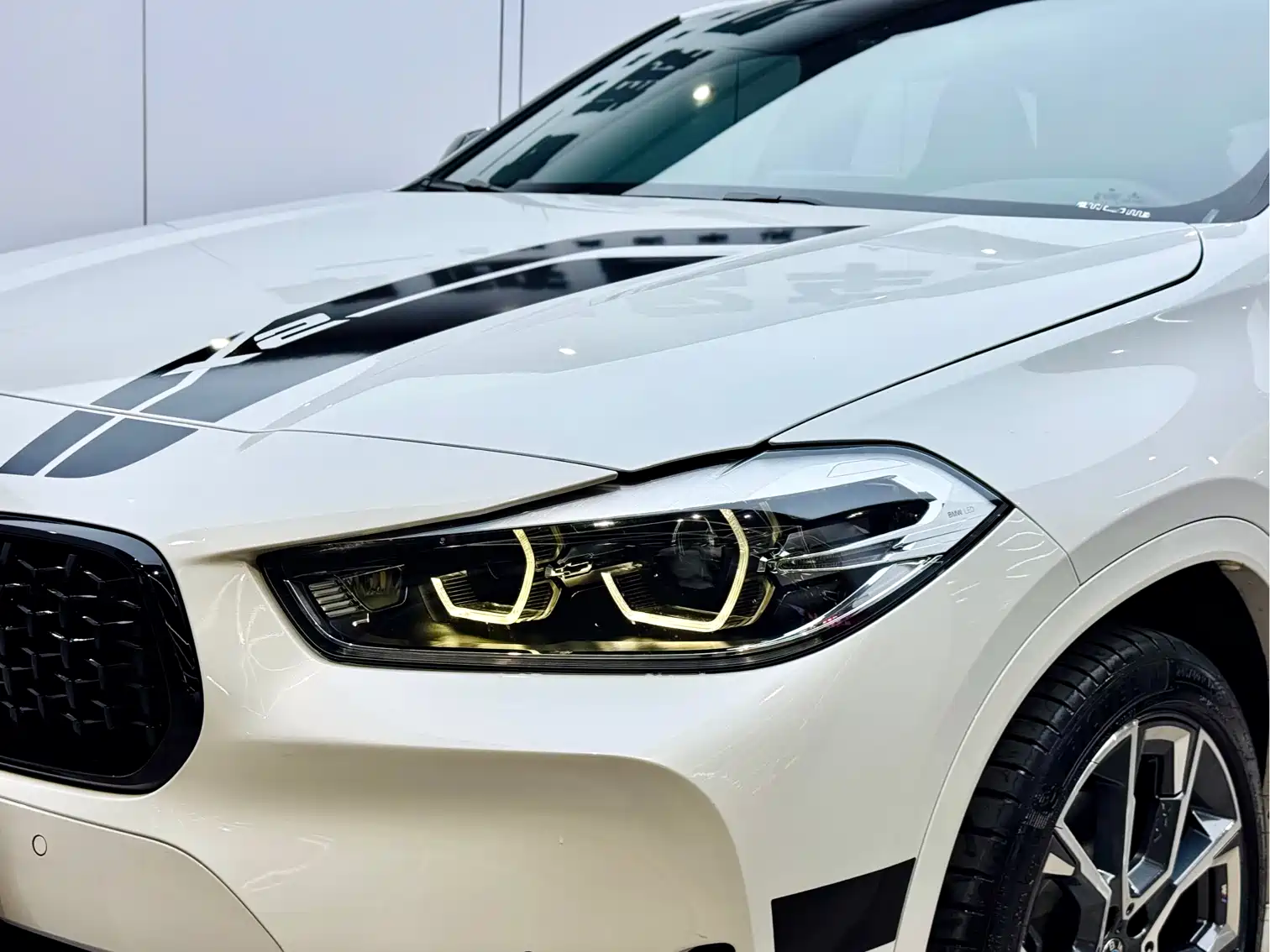 Фото 26 - BMW X2