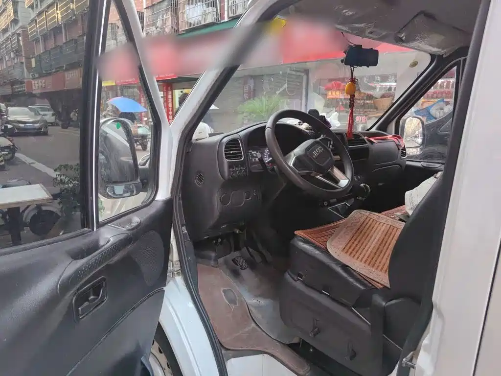 Jiangling Tesun 2023 2019 2.8T Commercial Short Wheelbase Medium Roof 6-Seater China VI JX493
