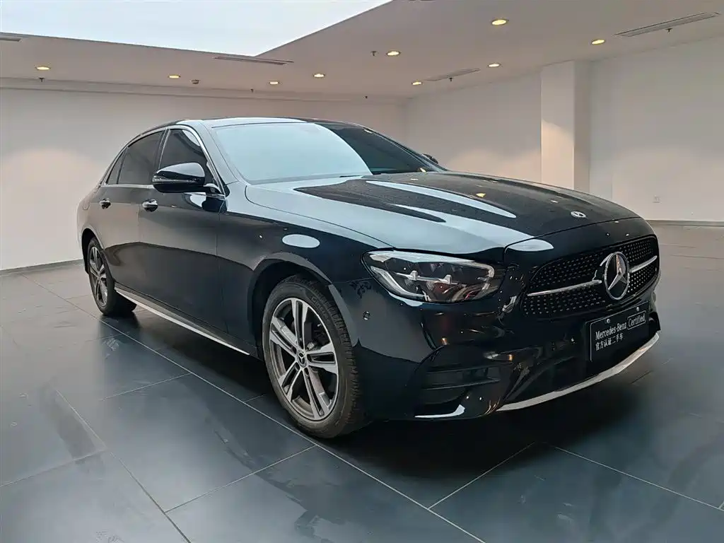  E CLASS