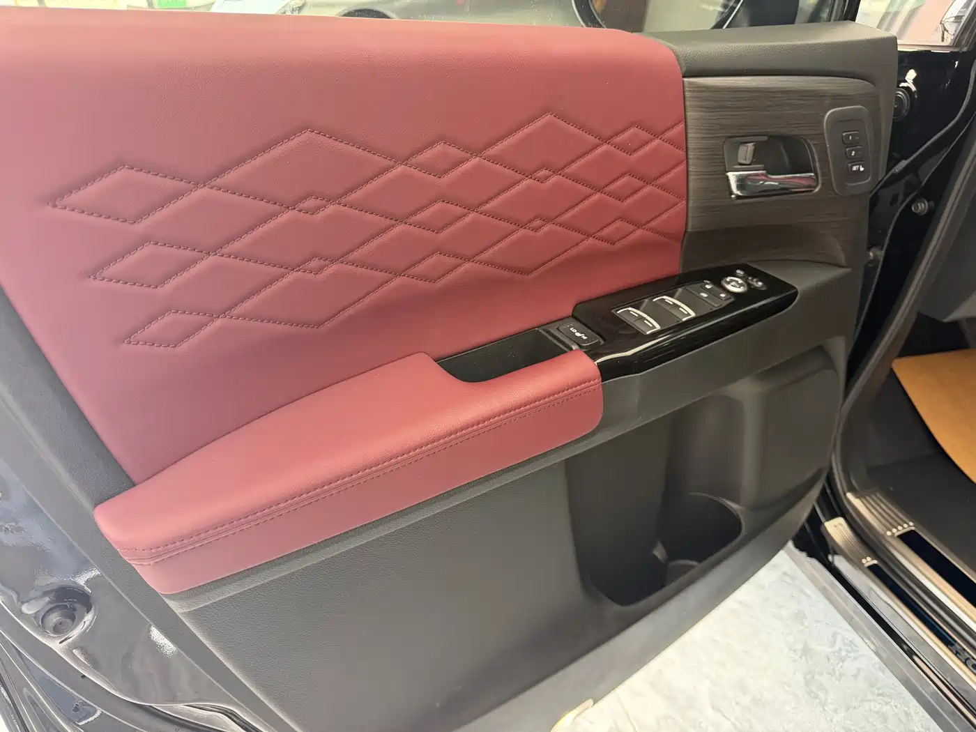 Honda Elysion 2024 2024 2.0L e:HEV Supreme Edition