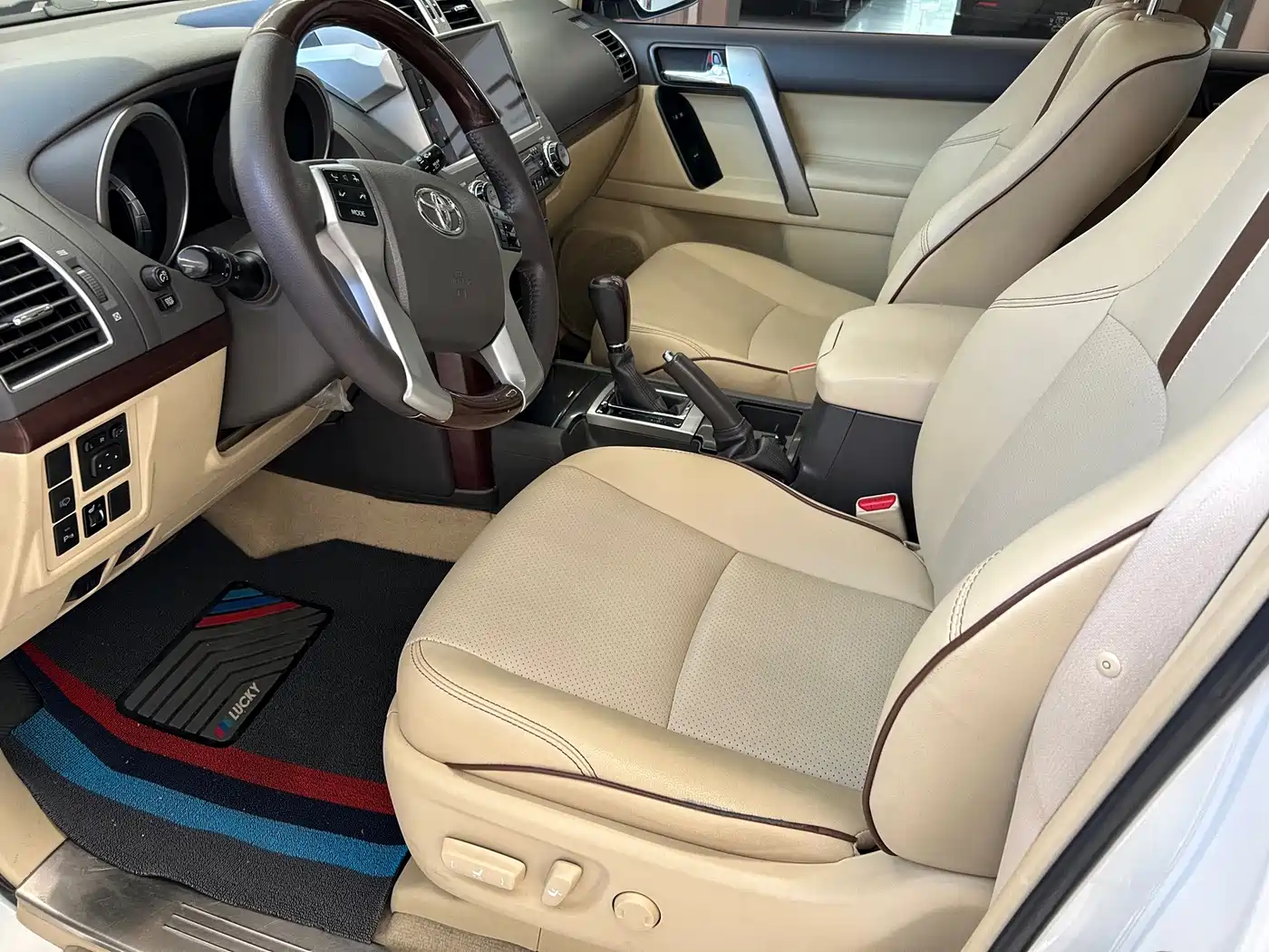 Toyota Prado (Import) 2017 2017 Base Model