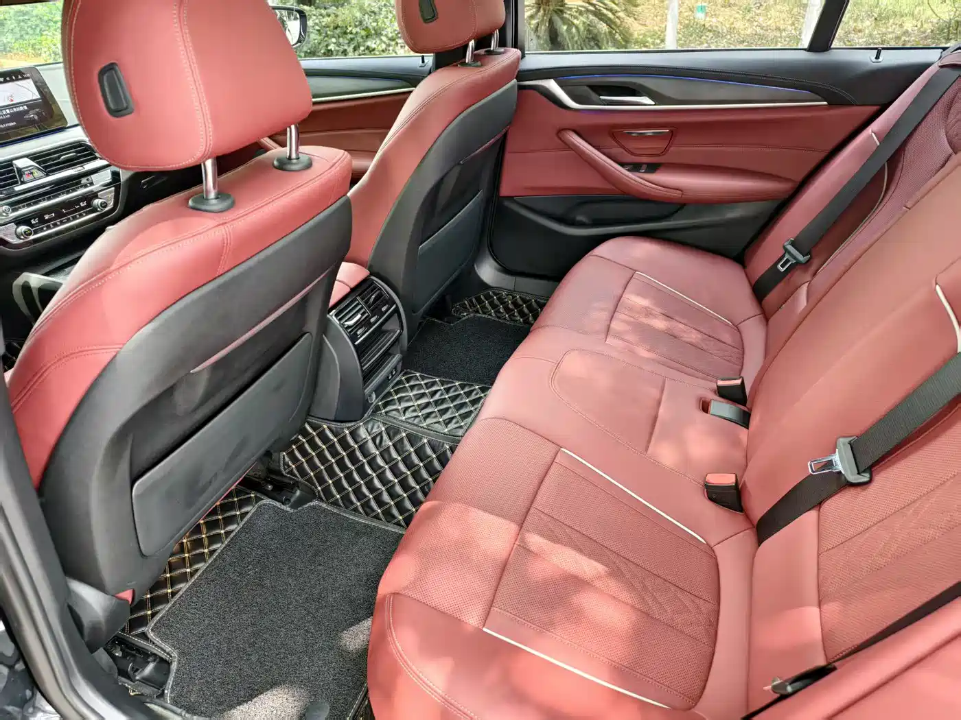 BMW 5 Series 2023 Facelift 530Li Leading M Sport Package фото 17