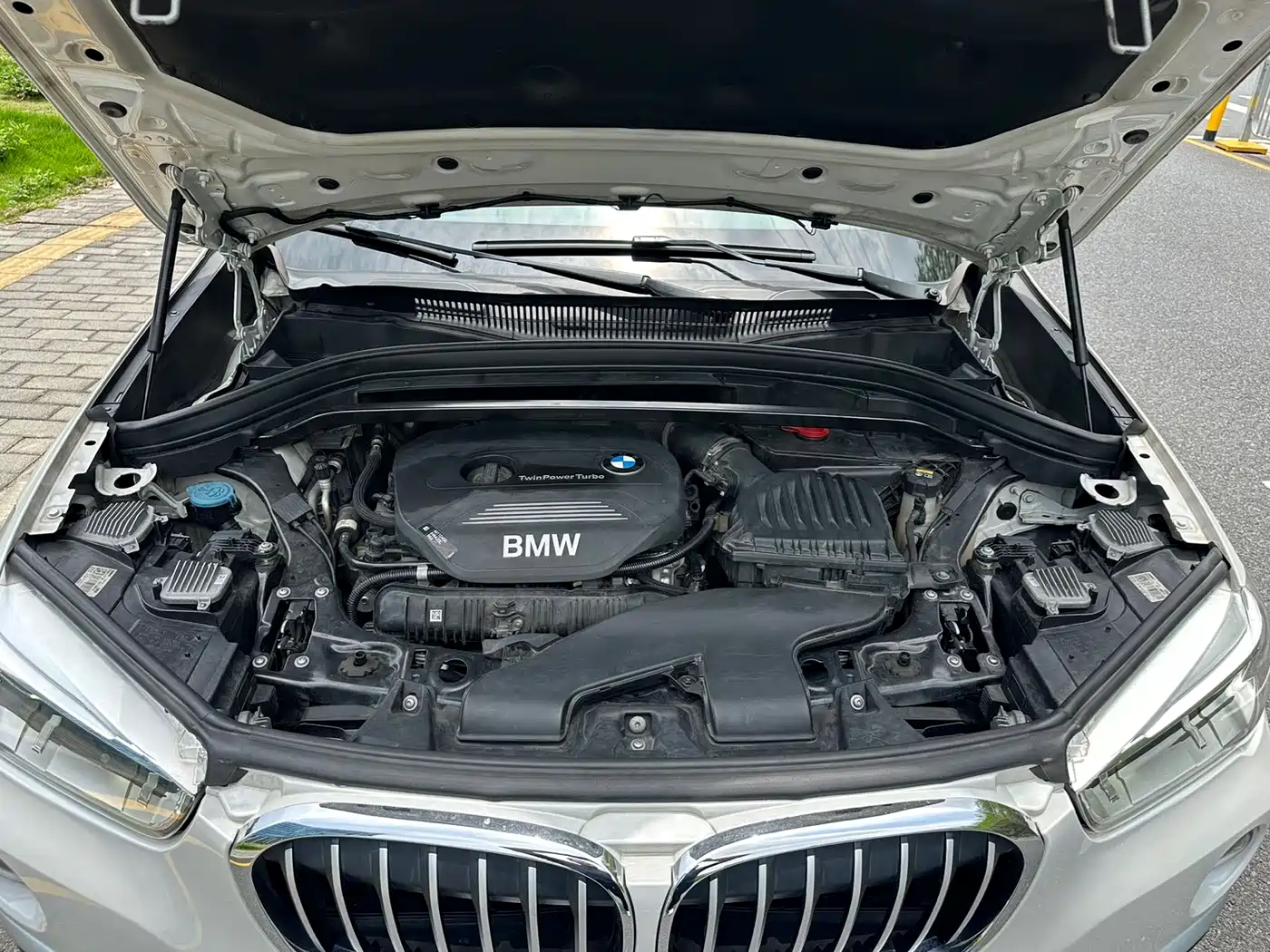 BMW X1 2018 xDrive20Li Premium Model фото 18