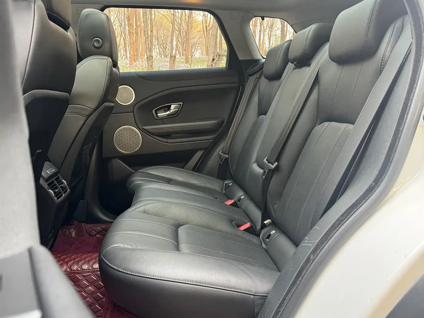 Land Rover Range Rover Evoque 2017 2.0T SE Smart Shine Edition фото 10