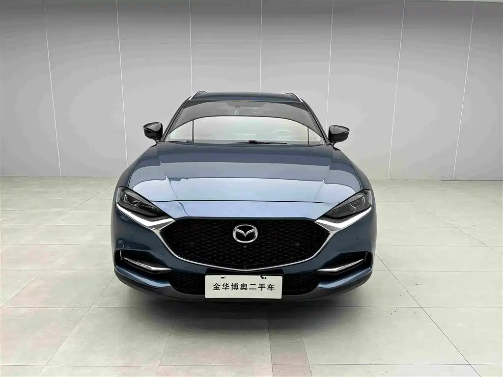Photo 2 - Mazda CX-4