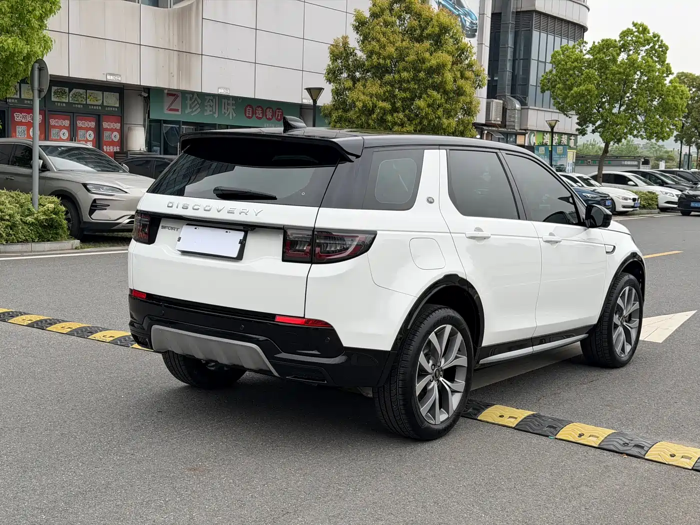 LAND ROVER DISCOVER SPORTS