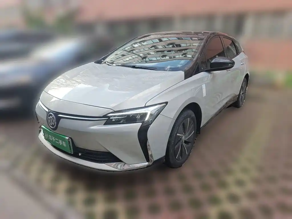 Similar car