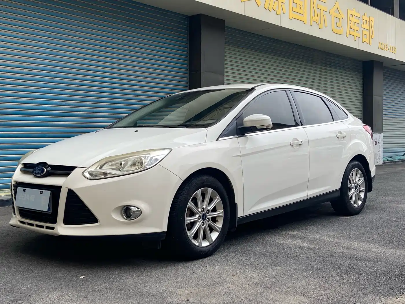 Фото 1 - Ford Focus