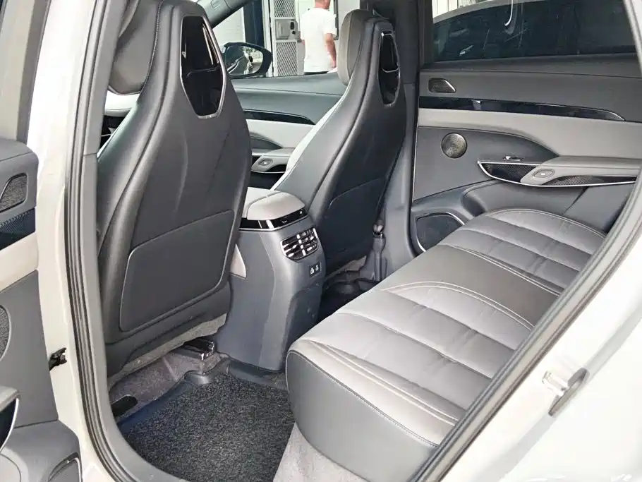  Hongqi Hongqi Tian Gong 08 2025 730 Max RWD 11